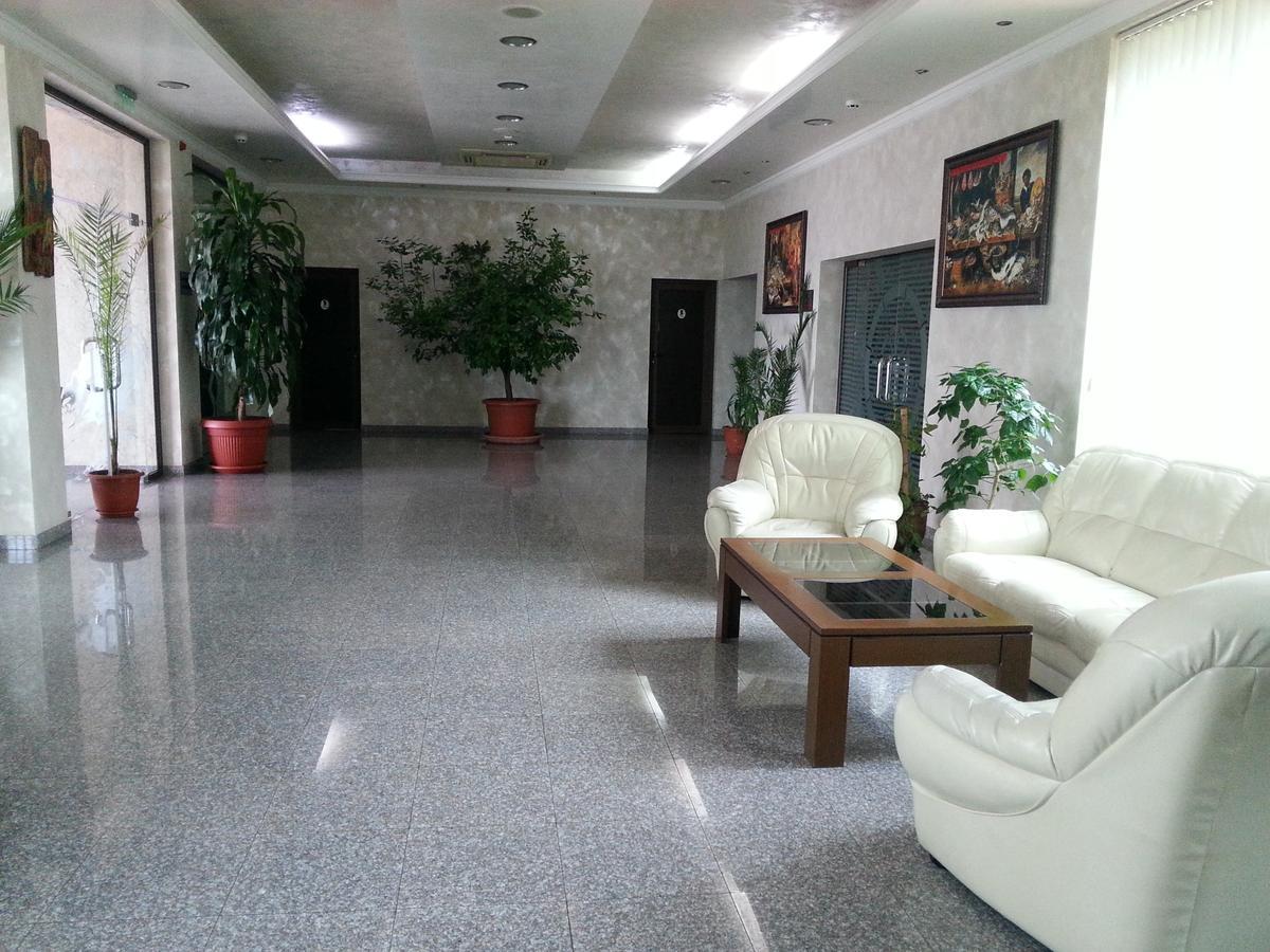 Hotel Sveti Nikola Sliven Exterior photo